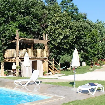Apartment Modrusani 1561 Zminj