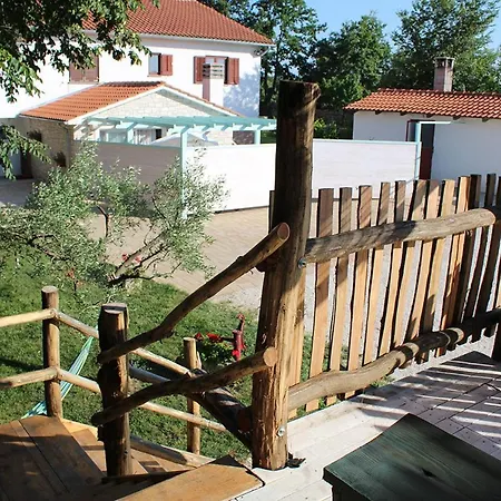 Modrusani 1561 * Žminj