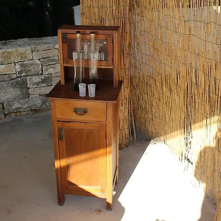 Apartamento Modrusani 1561