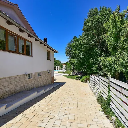 Modrusani 1561 * Žminj