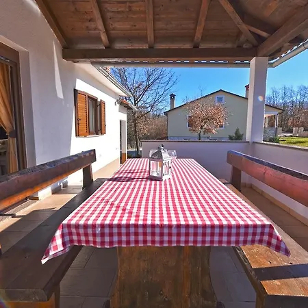 Apartamento Modrusani 1561 *