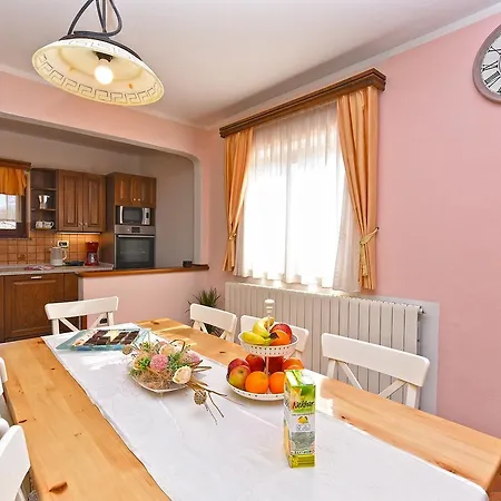 Apartamento Modrusani 1561 *