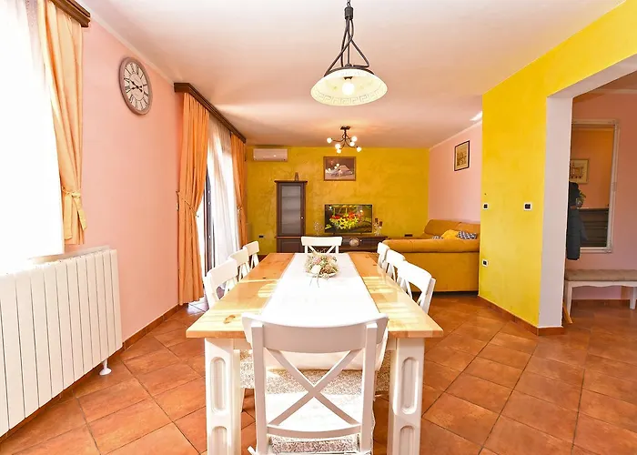 Appartement Modrusani 1561 *