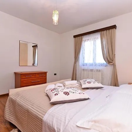 Modrusani 1561 * Zminj