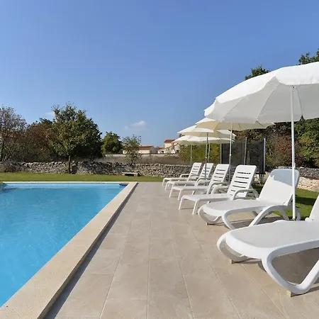 Modrusani 1561 Apartman *